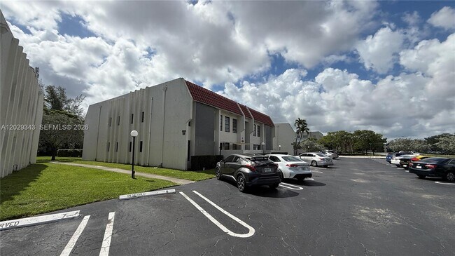 Foto del edificio - 3199 Coral Hills Dr