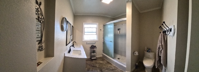 Building Photo - 1454 139th St