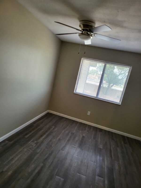 Foto del edificio - 1325 N Meridian Ave