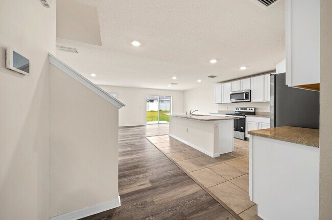 Building Photo - ***AVAILABLE FOR TOURS NOVEMBER/Beautiful Modern 5 Bed/3 bath/Exclusive Graystone Hills Community