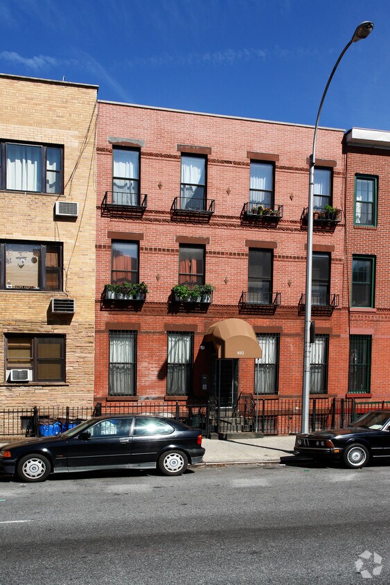 Foto principal - 490 4th Ave
