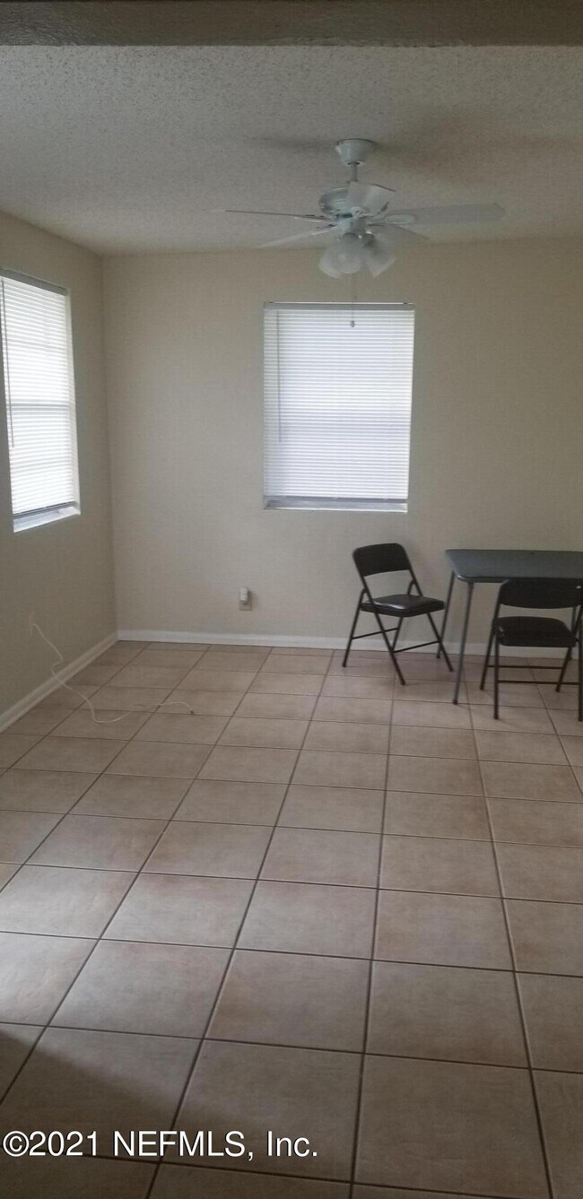 Foto del edificio - 1564 W 14th St