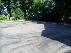 Parking - 16 Livingston St