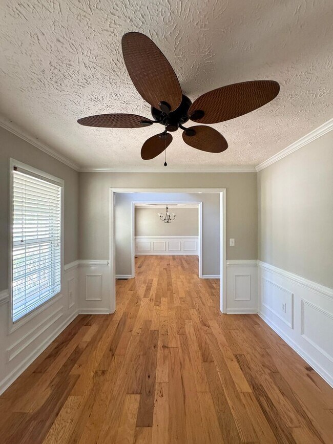 Foto del edificio - Spacious 4 Bed 2.5 Bath Home in Carolina Lakes