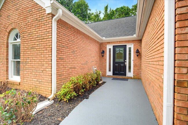 Foto del edificio - 326 Saybrook Crossing