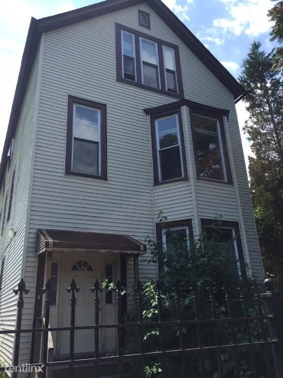 2 br, 1 bath - 3017 W Lyndale St - 2 br, 1 bath  - 3017 W Lyndale St