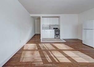 Building Photo - 22 Cottage St