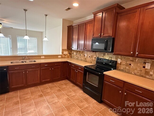 Building Photo - 2304 Bonterra Blvd