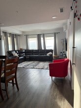 Building Photo - 350 Livingston Cmn NE