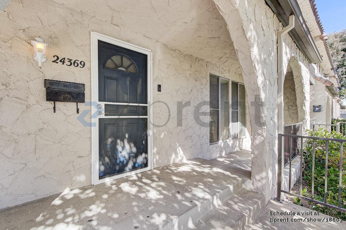 24369 La Glorita Cir, Santa Clarita, CA 91321 Townhome Rentals in