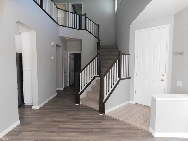 Building Photo - 4 br, 2.5 bath Condo - 5 Canyons