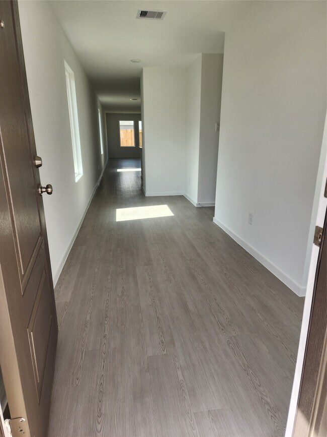 Foto del edificio - 21507 Willow River Canyon Ln