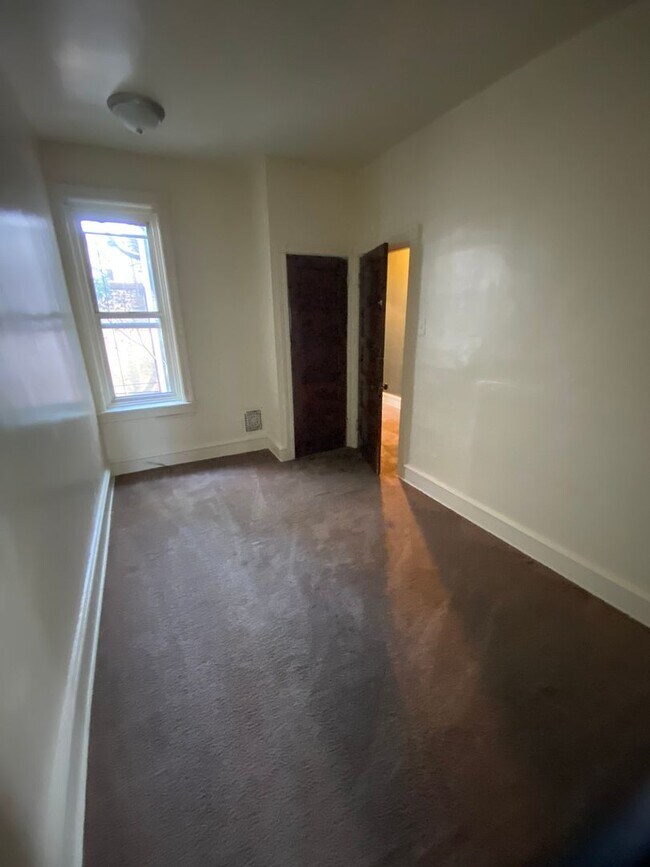 Foto del edificio - Your Next Home in Philly – 3BR Move-In Ready