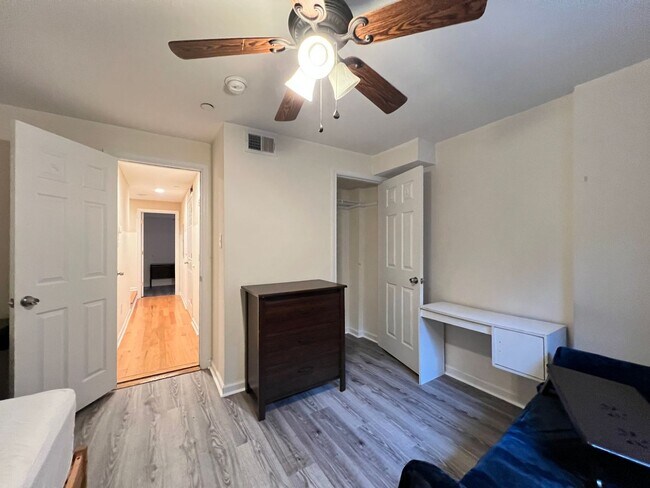 Building Photo - 3722 Brandywine St