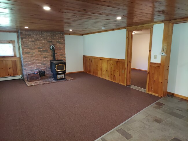 Living room facing bedroom door - 220 Ice House Rd
