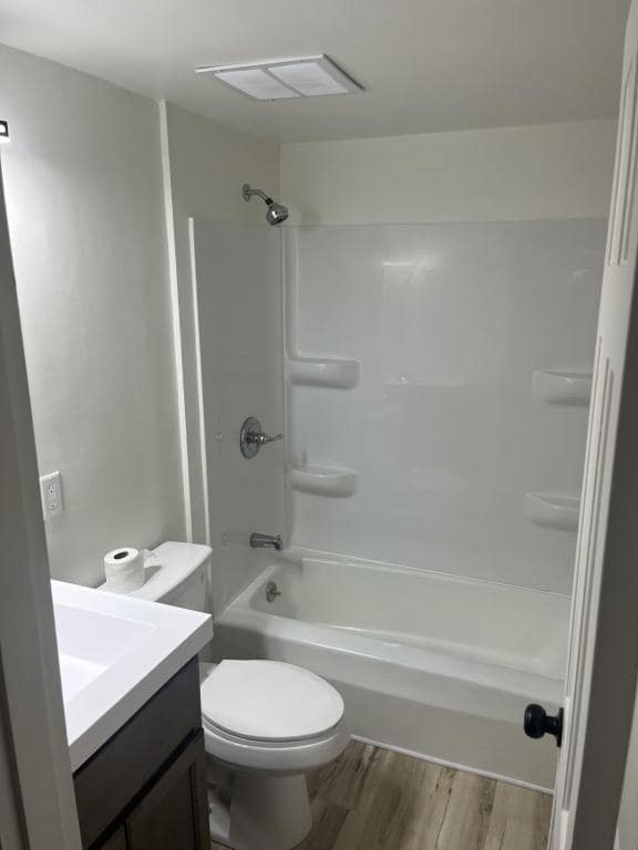 Building Photo - 105 N Russell St