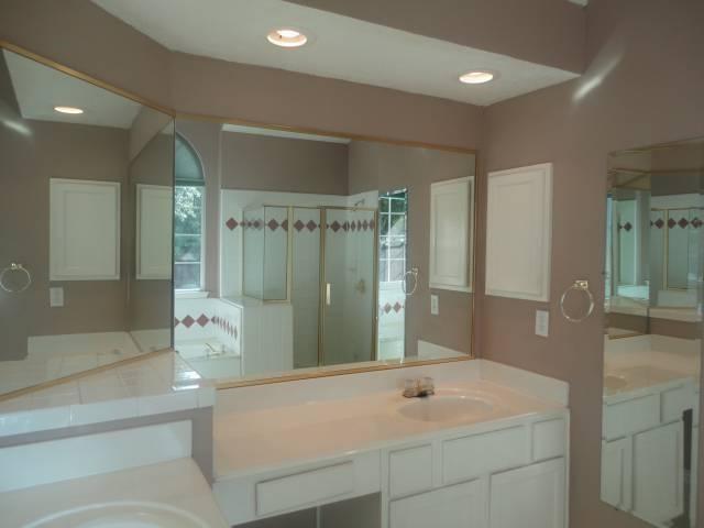 Foto del edificio - 901 Carnegie Ct