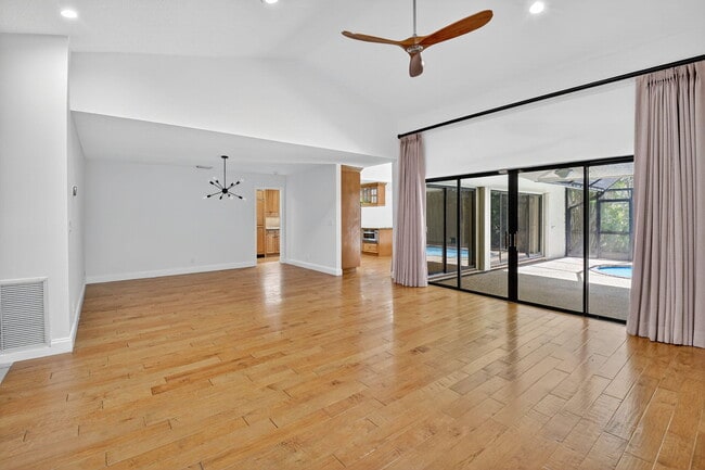 Foto del edificio - 3396 NW 23rd Ct