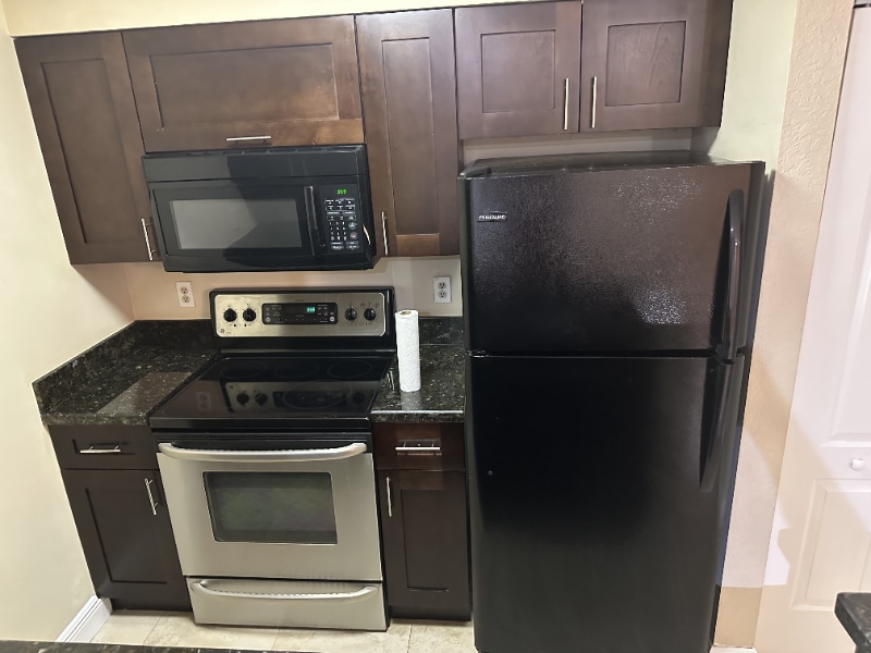 Photo - 2811 N Oakland Forest Dr (Oakland Park, FL)