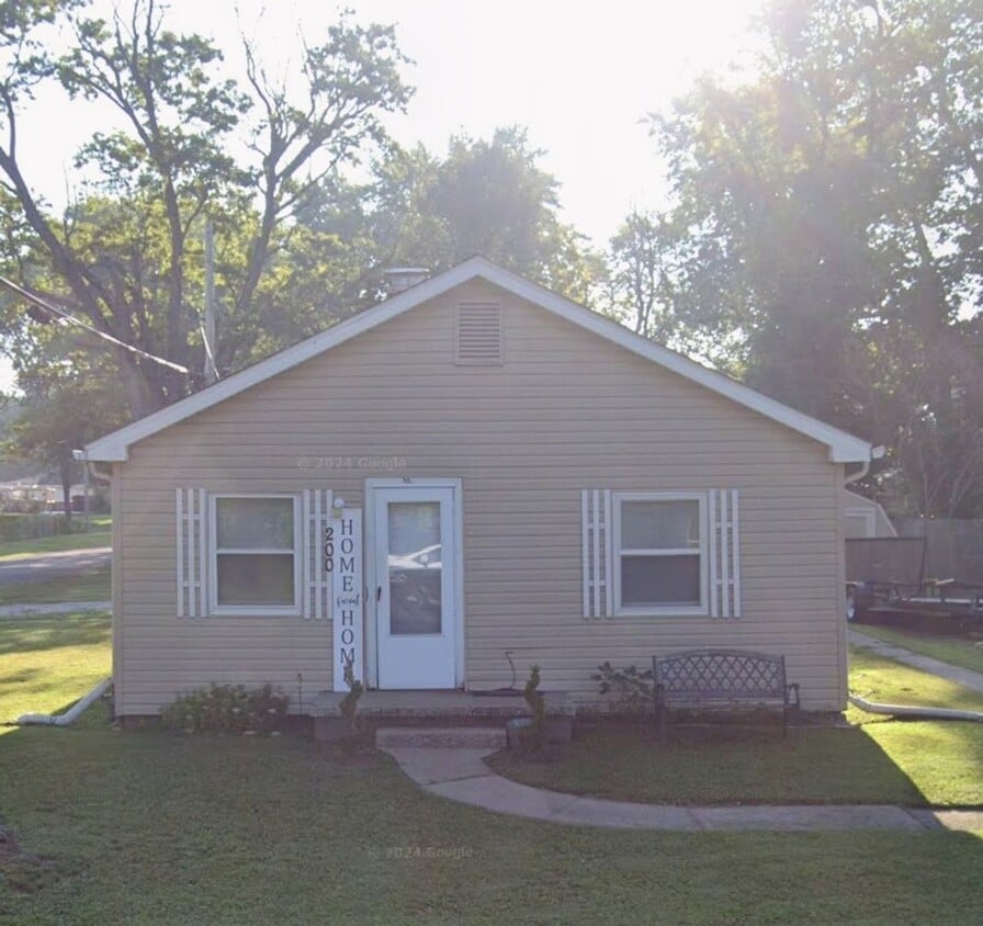 Primary Photo - Great neighborhood!