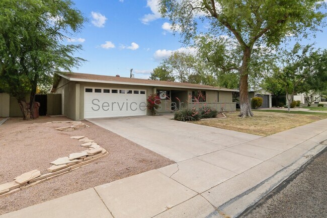 Building Photo - 6026 E Osborn Rd