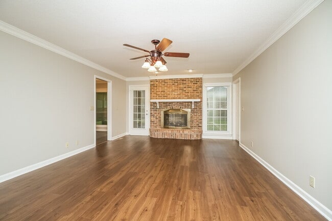 Building Photo - 119 Brentmeade Dr