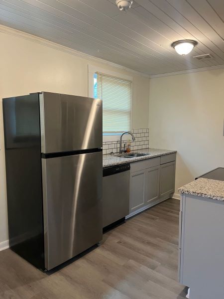 Building Photo - 2 bed/1 bath near Maryville College
