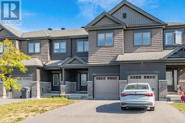 Building Photo - 1024 Kijik Cres