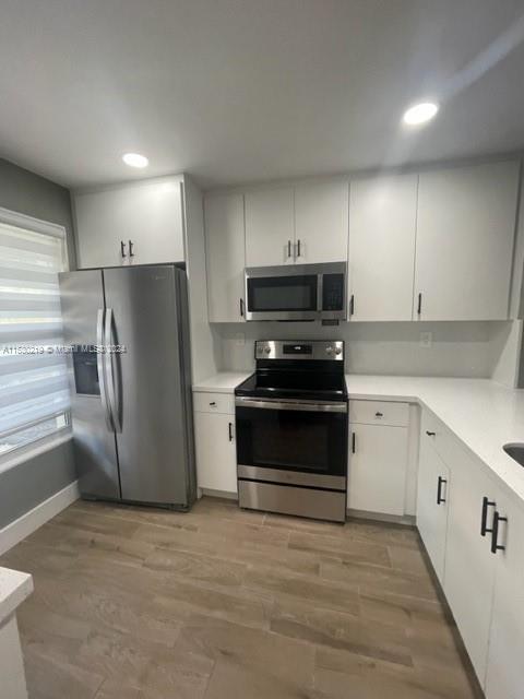 Building Photo - 9310 E Elm Ln