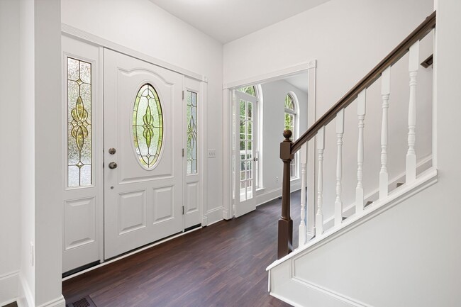 Building Photo - Stylishly Updated 4BR Home in Convenient Bear Location