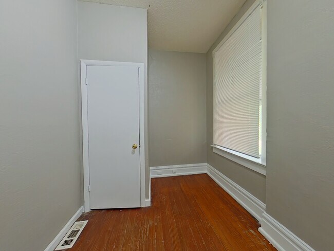 Foto del edificio - 2711 Keokuk St