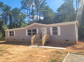 Building Photo - 235 Arthur Rd