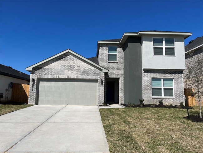 Building Photo - 3314 Silverton Dr