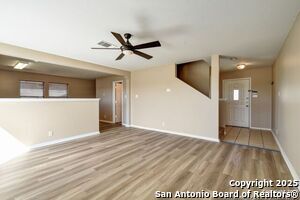 Foto del edificio - 415 Mallow Grove