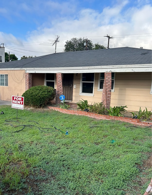 Photo - 2629 Baltic Ave (Long Beach, CA)