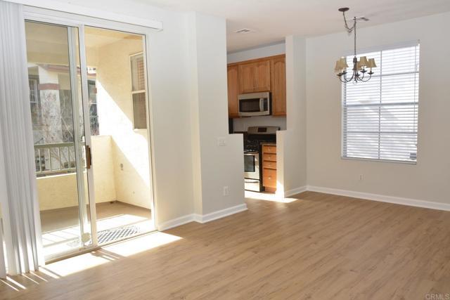 Building Photo - 10880 Sabre Hill Dr