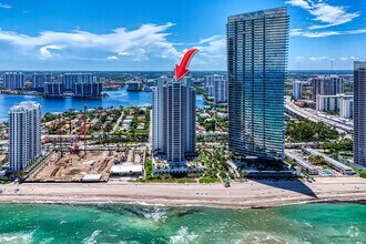 Building Photo - 18911 Collins Ave