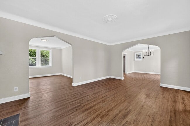 Building Photo - 7310 Drexel Dr