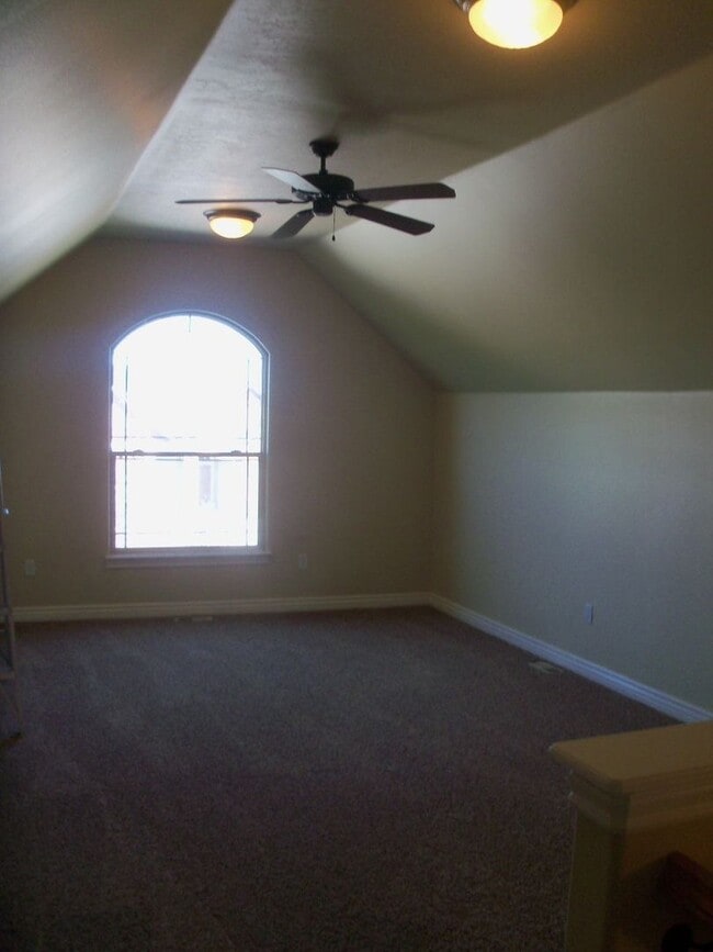 Foto del edificio - 903 W Arbor Pointe Way