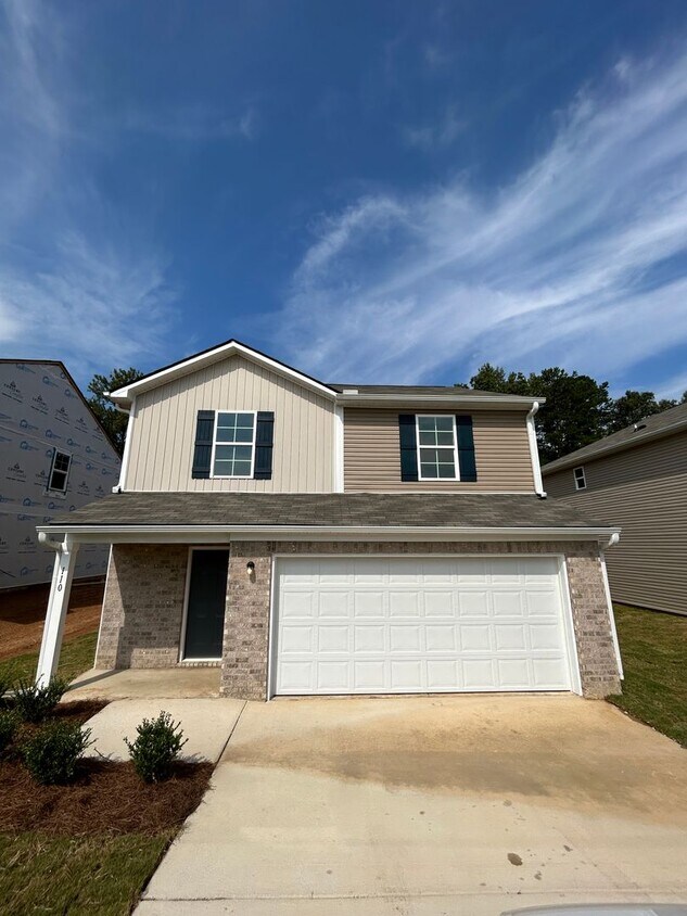 Home for Rent in Moody, AL!!! SIGN A 13 MO... House Rental in Moody