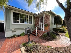 Building Photo - 3267 Preble Ave