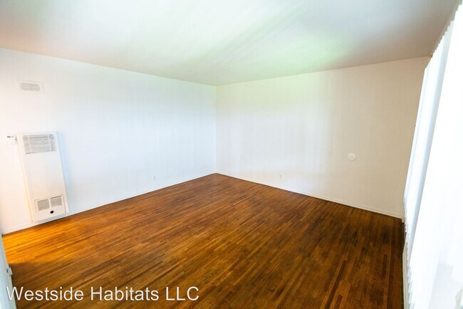 Building Photo - 1 br, 1 bath Apartment - 652 Veteran Ave