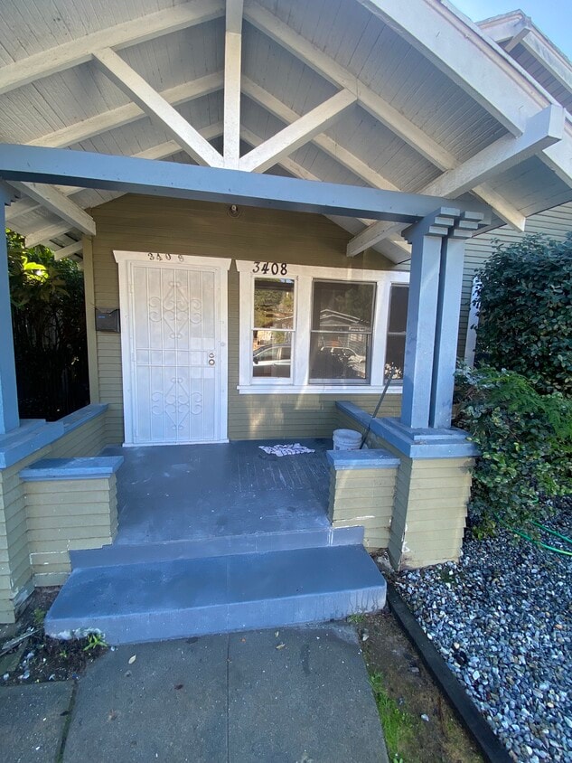 Foto principal - 3408 W 27th St