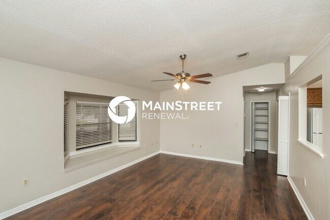 Foto del edificio - 3 Bedroom Pet-Friendly Home in PALM BAY, FL with Main Street Renewal