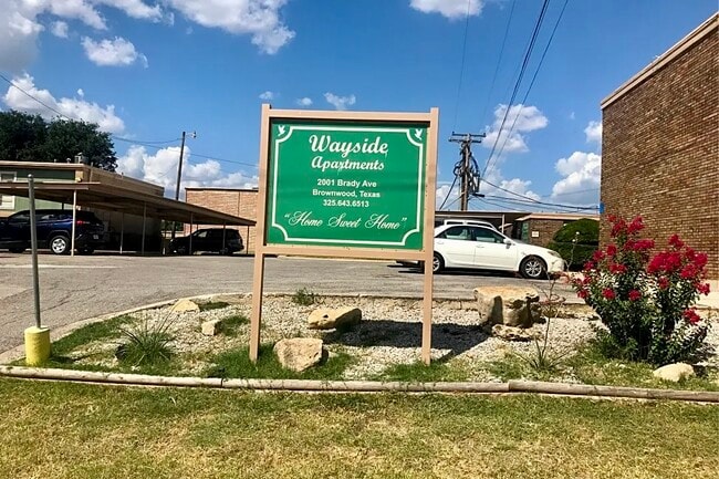 Building Photo - Wayside Apts