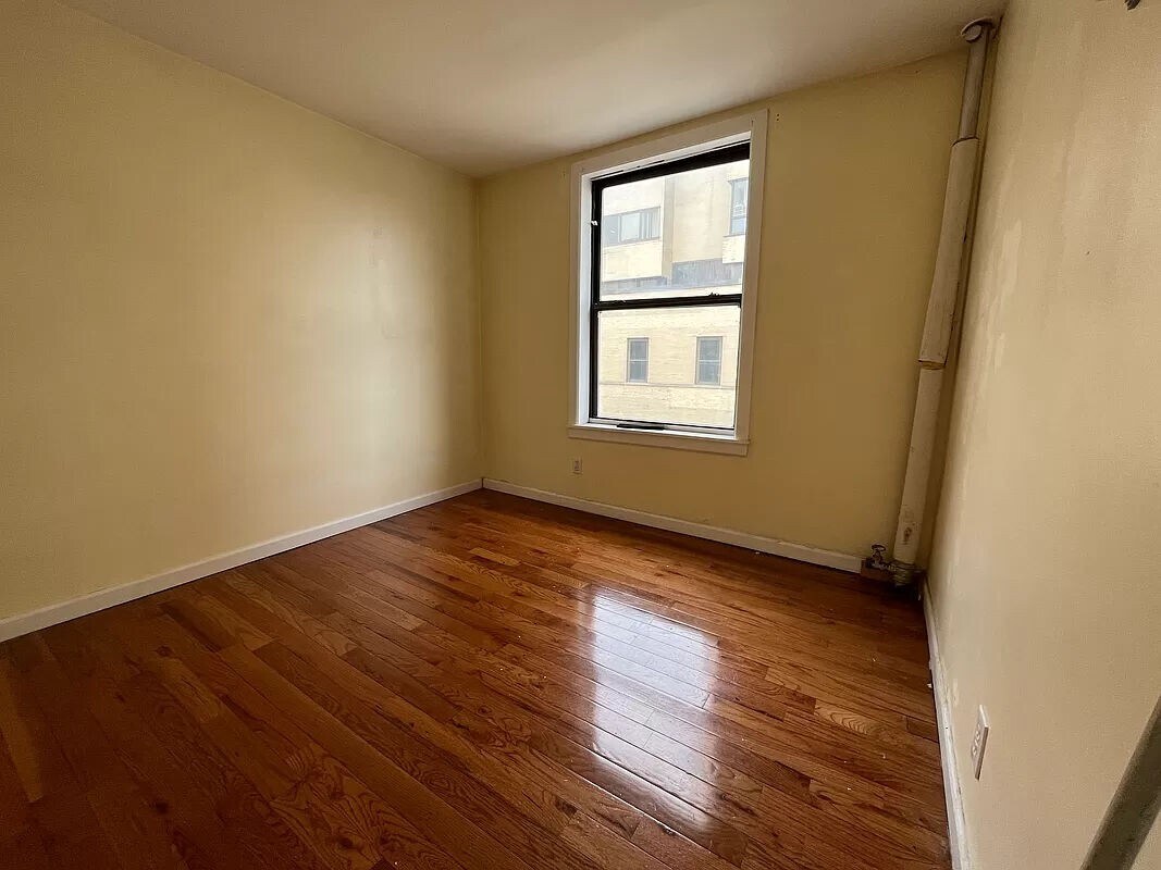 3990 10th Ave Unit 22, New York, NY 10034 Room for Rent in New York