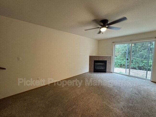 Building Photo - 3301 Rickey Rd
