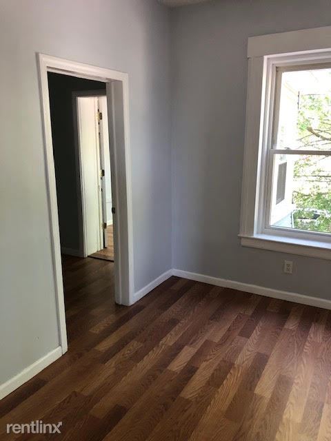 Building Photo - 3 br, 1 bath House - 96 Dayton St