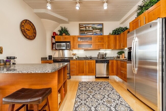 Foto del edificio - 210 South St