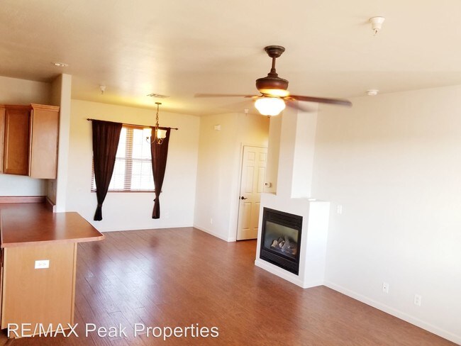 Building Photo - 2393 W Cripple Creek Dr